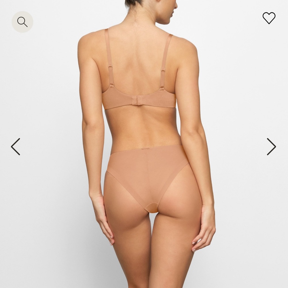 SKIMS Weightless Scoop Bra - Color Ochre - Size 38DD - Picture 4 of 7